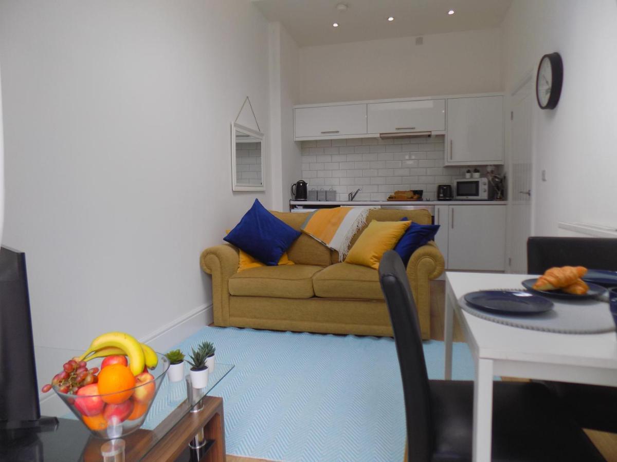 קארדיף Villa Mimosa 2 מראה חיצוני תמונה