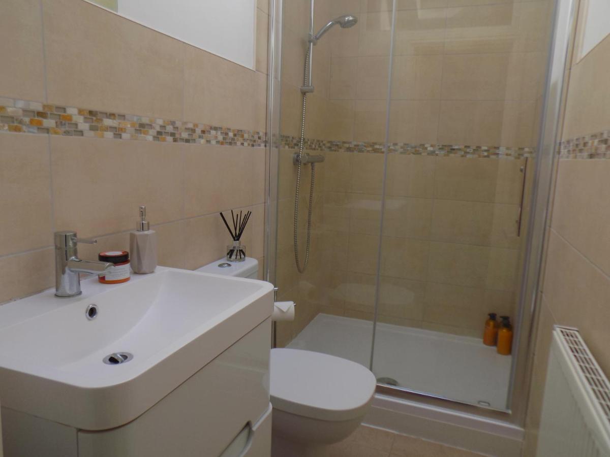 קארדיף Villa Mimosa 2 מראה חיצוני תמונה